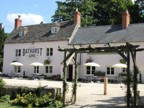Гостиница The Bathurst Arms  Сайренкестер